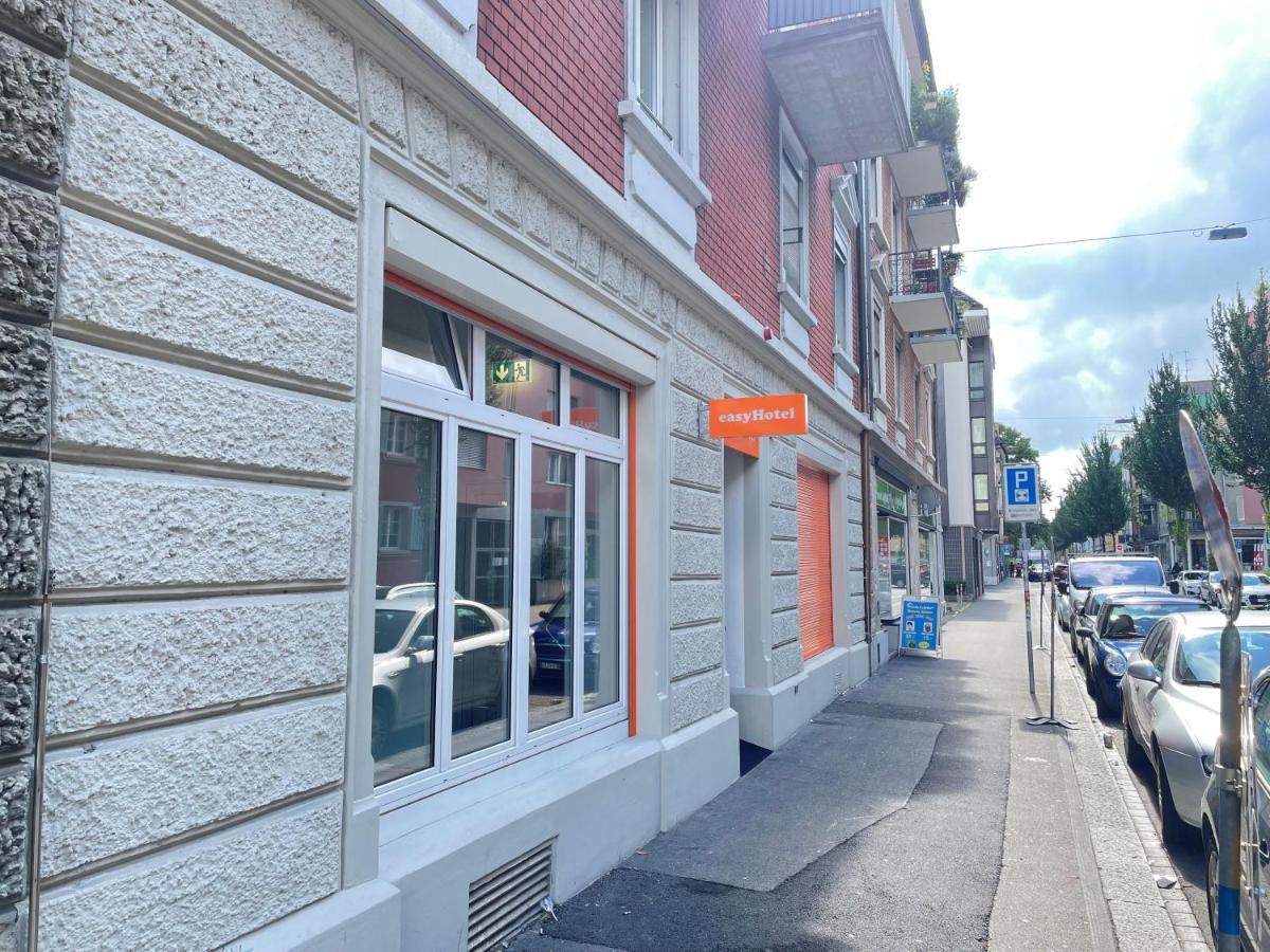 Easyhotel Zurich Limmatplatz Εξωτερικό φωτογραφία